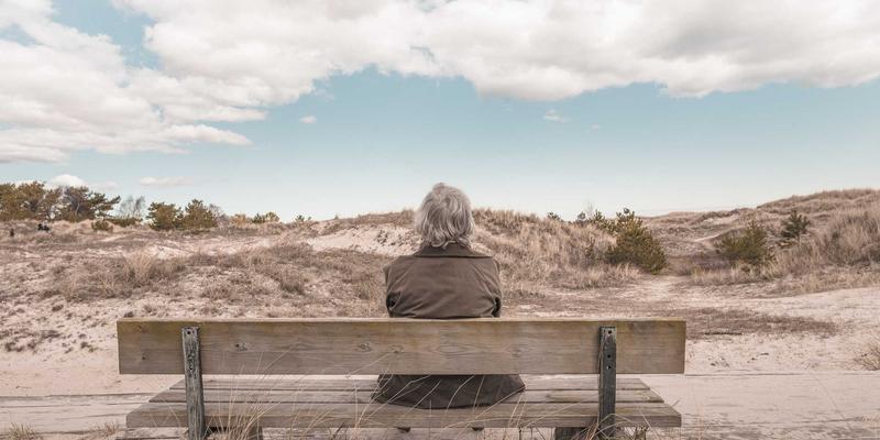 企业服务100：战略规划与工业管理的协同之道